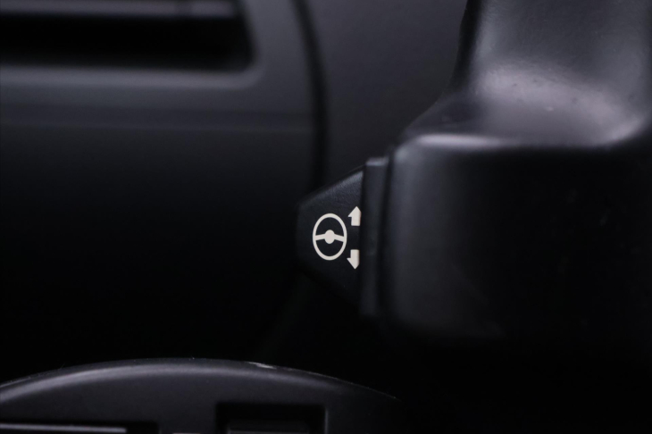 BMW Řada 6 3,0 635da 210kW CZ Kůže