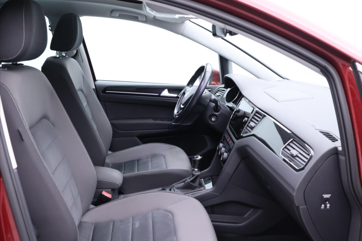 Volkswagen Golf Sportsvan 1,5 TSI 96kW LED Navi Panorama