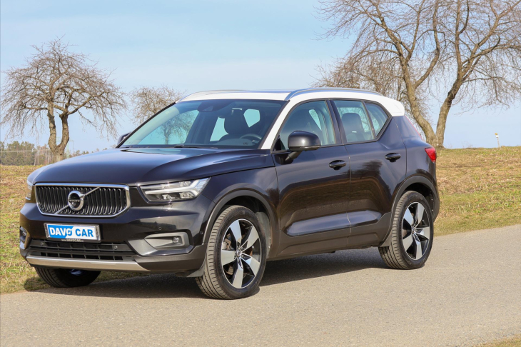 Volvo XC40 2,0 D4 AWD Panorama Tažné