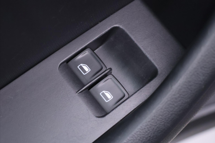 Škoda Rapid 1,6 TDI 77kW Klimatizace CZ