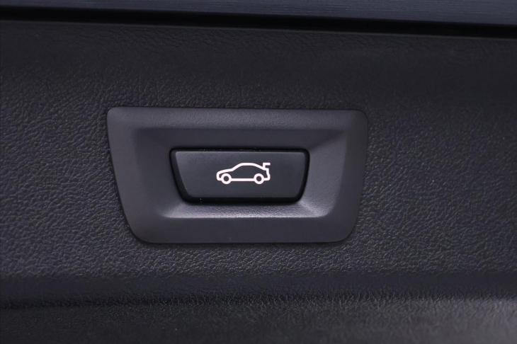 BMW Řada 5 3,0 530d Xdrive 195kW Aut.