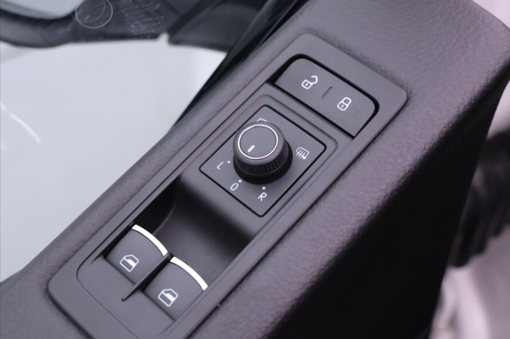 Volkswagen Multivan 2,0 TDI 150kW Highline 4M DPH