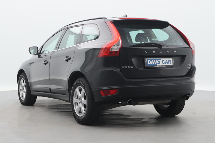 Volvo XC60 2,4 D3 120kW Momentum AWD AUT
