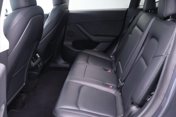 Tesla Model Y Long Range AWD 75kWh DPH