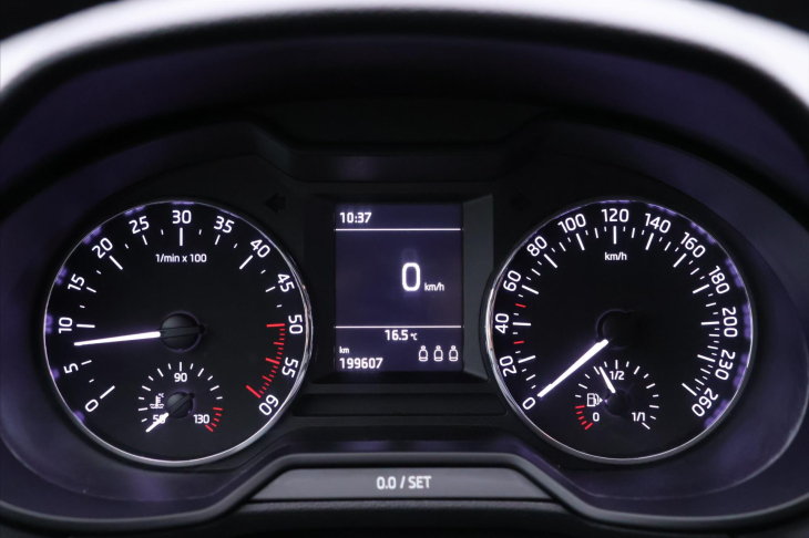 Škoda Octavia 1,6 TDI 81kW Style CZ DPH