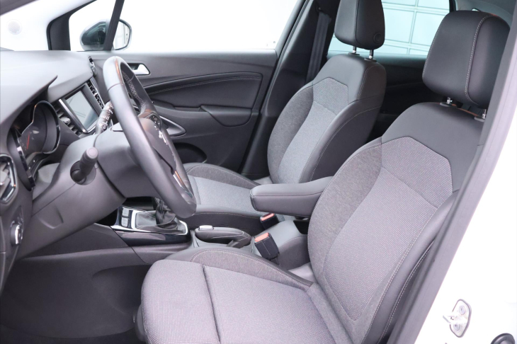 Opel Crossland 1,2 T 81kW CZ Elegance Záruka