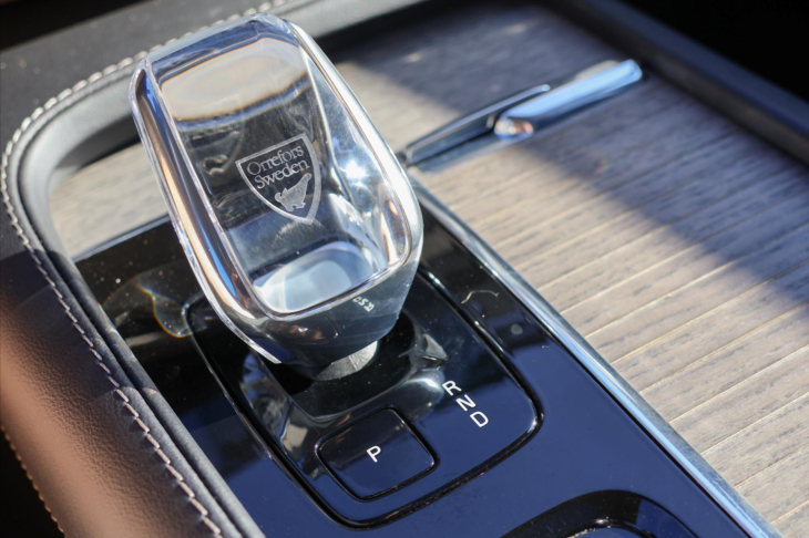 Volvo XC90 2,0 B5 AWD Ultimate Dark 7-Míst