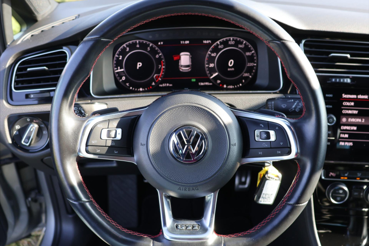 Volkswagen Golf 2,0 GTI 180kW DSG Performance