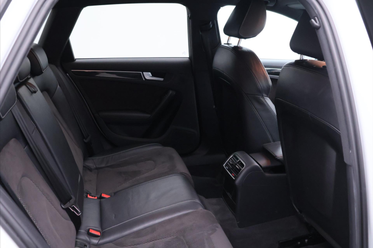 Audi A4 2,7 TDi 140kW Tempomat