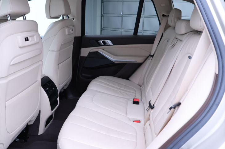 BMW X5 3,0 30d 195kW xD CZ Individual