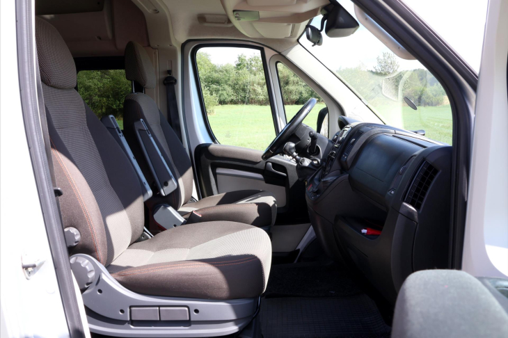 Citroën Jumper 2,0 HDi 120kW 8-Míst DPH Klima
