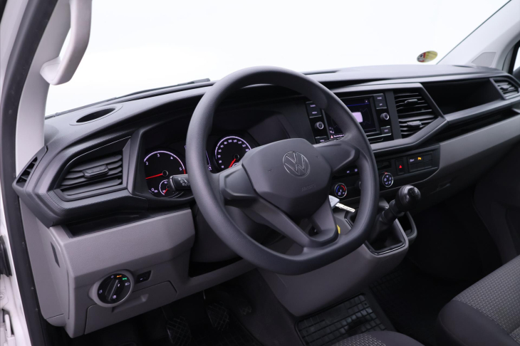 Volkswagen Transporter 2,0 TDI 81kW Klima 9-Míst DPH