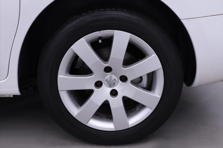 Peugeot Partner 1,6 VTi 88kW klima Tempo DPH CZ