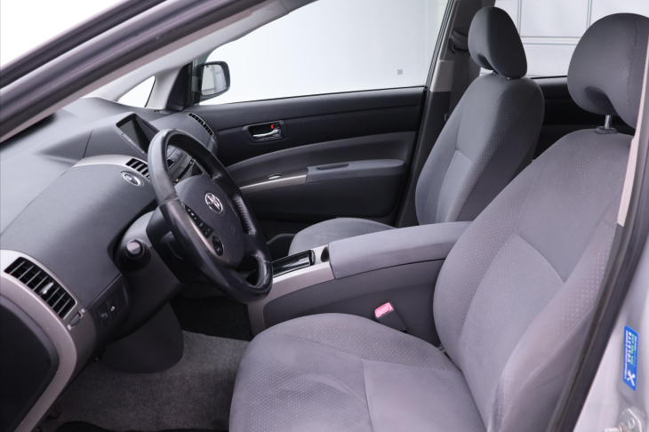 Toyota Prius 1,5 57kW Klima Hybrid Nová baterie