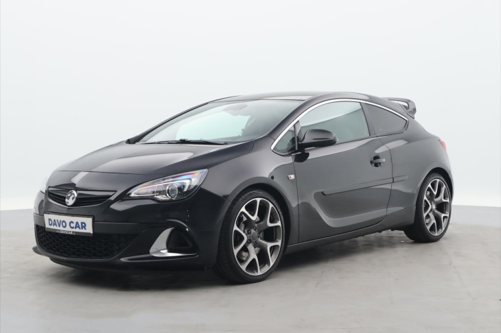 Opel Astra 2,0 T 206kW OPC Black Edit. CZ