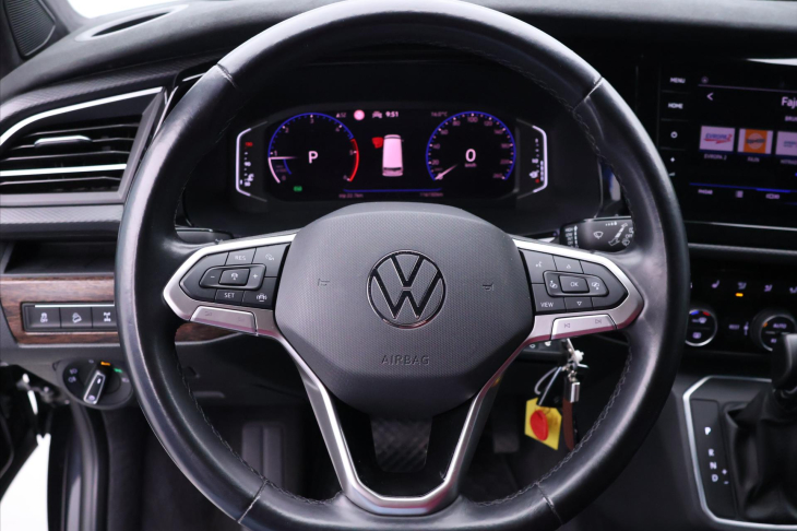Volkswagen Multivan 2,0 TDI 146kW Highline 4MOT DSG CZ