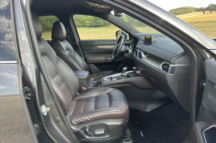 Mazda CX-5 2,5 SkyActiv AWD Sports-Line DPH