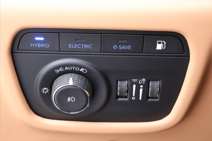 Jeep Grand Cherokee 2,0 4xe Summit Plug-In CZ DPH