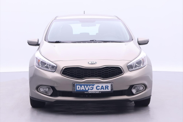 Kia Ceed 1,6 GDI 99kW Exclusive CZ
