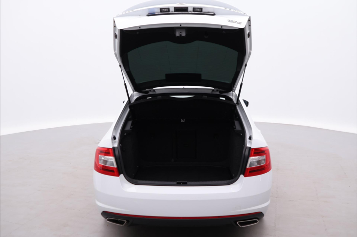 Škoda Octavia 2,0 TDI RS 135kW DSG CZ
