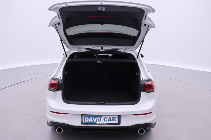 Volkswagen Golf 2,0 TSI GTI 180kW Virtual DPH