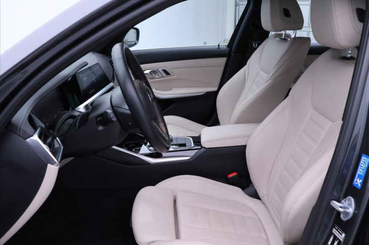 BMW Řada 3 2,0 320d 140kW XDrive Aut. DPH