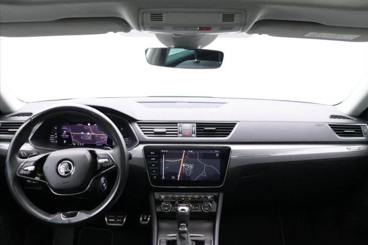 Škoda Superb 2,0 TSI 206kW Scout 4x4 DSG
