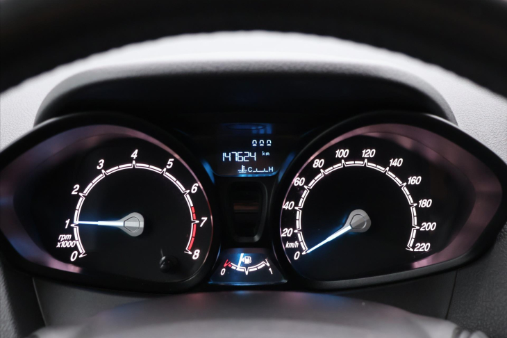 Ford Tourneo Courier 1,0 I 74KW CZ KLIMA TAŽNÝ