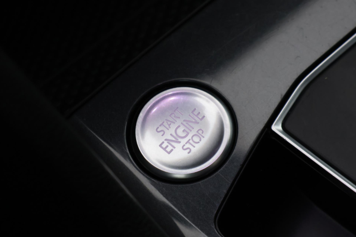 Volkswagen Tiguan 1,4 TSI DSG R-line matrix virtual