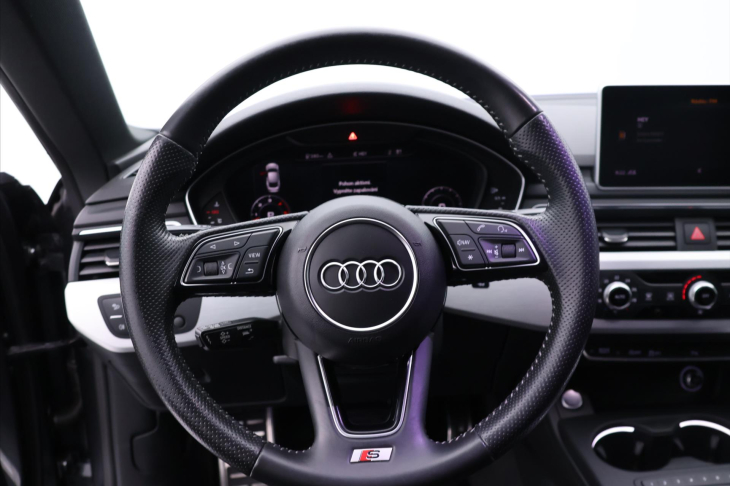 Audi A5 3.0 TDI 210kW quattro DPH CZ