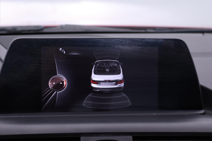 BMW Řada 2 2,0 220i 135kW Aut. Sport Line