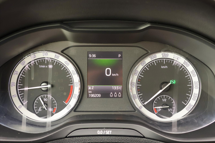 Škoda Karoq 2,0 TDI 4x4 DSG Style LED 1Maj