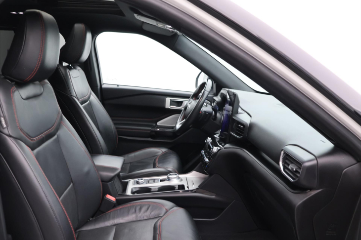 Ford Explorer 3,0 V6 267kW EcoBoost 4x4 CZ DPH
