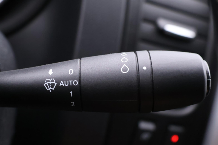 Renault Trafic 2,0 DCI 107kW CZ DPH