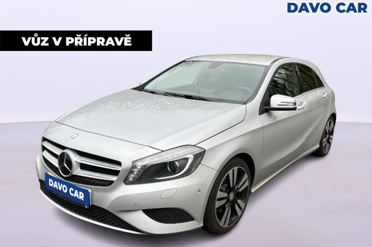 Mercedes-Benz Třídy A 1,6 180i 90kW CZ Sport Xenon