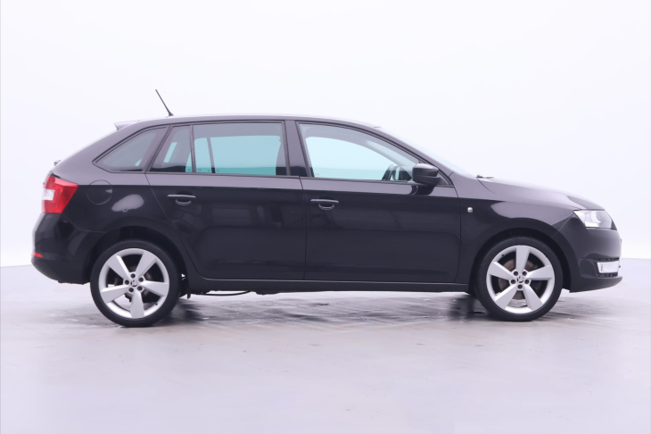 Škoda Rapid 1,4 TSI 90kW DSG Elegance Xenon