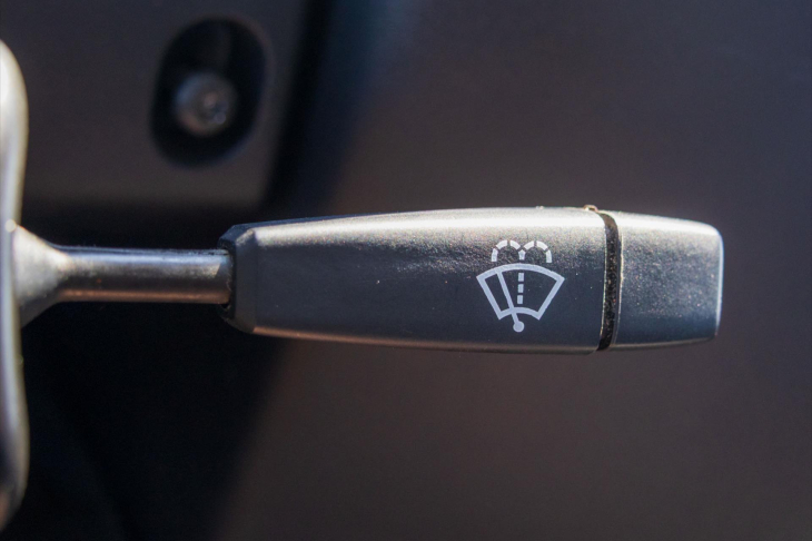 Land Rover Defender 2,2 TD Crew Cab Nový motor