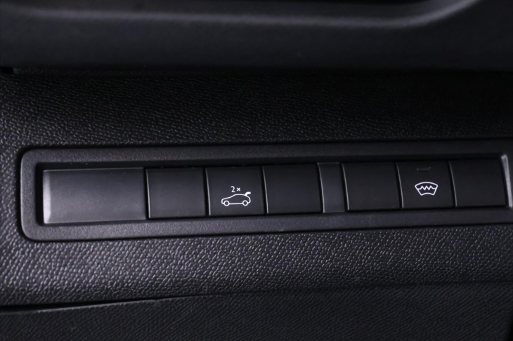 Peugeot 5008 2,0 HDI 133kW Aut. GT line CZ