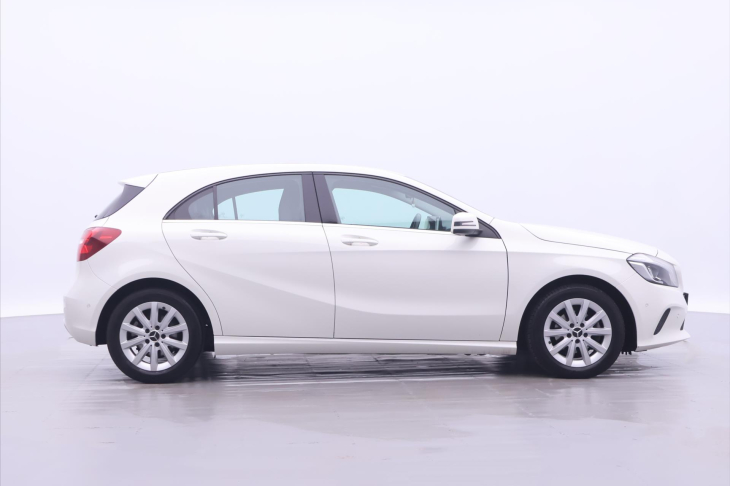 Mercedes-Benz Třídy A 1,5 180d 80kW Aut. CZ Kůže LED