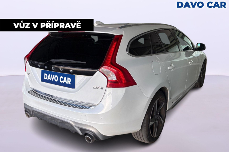 Volvo V60 2.4 D6 162kW R-Design Aut. DPH