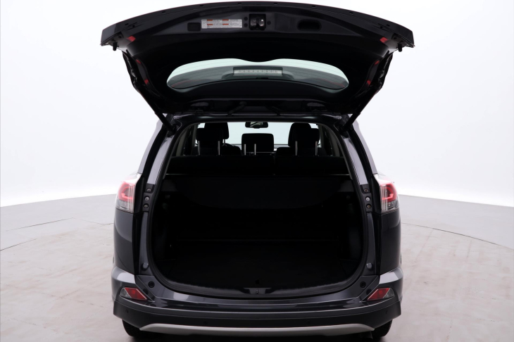 Toyota RAV4 2,5 HEV 114kW Executive 4WD