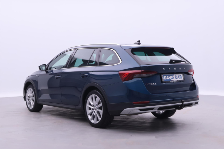 Škoda Octavia 2,0 TSI 140kW DSG Scout DPH