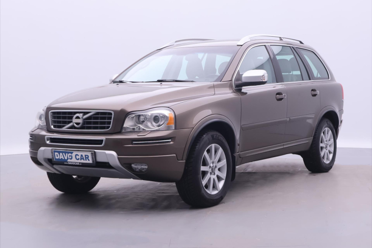 Volvo XC90 2,4 D5 147kW AWD Summum 7-Míst