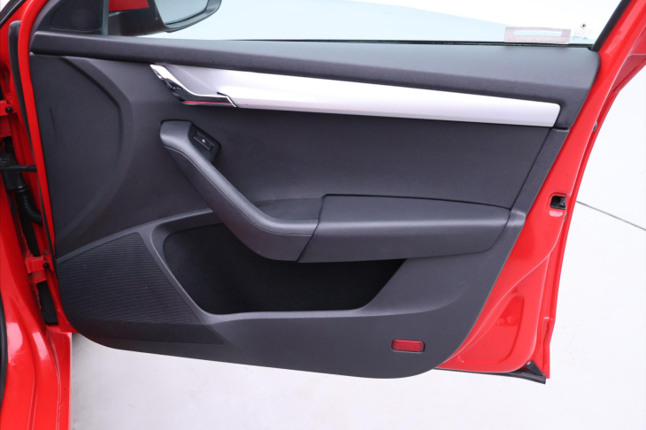 Škoda Octavia 1,6 TDI 77kW CZ Ambition Fresh