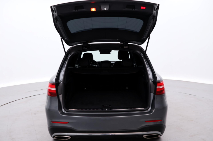 Mercedes-Benz GLC 2,0 250 4MATIC AMG LINE