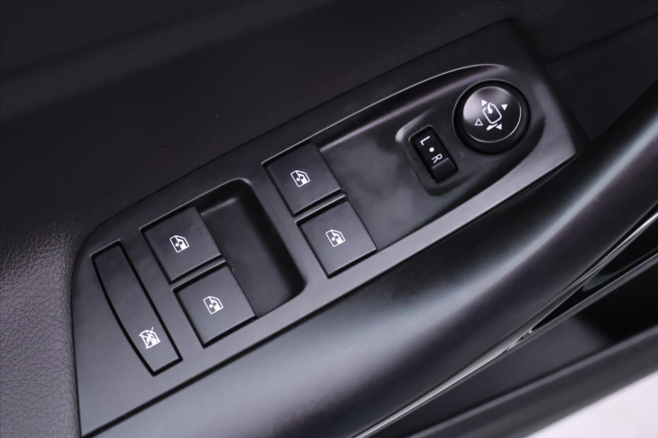 Opel Astra 1,4 T 110kW Aut. Innovation CZ