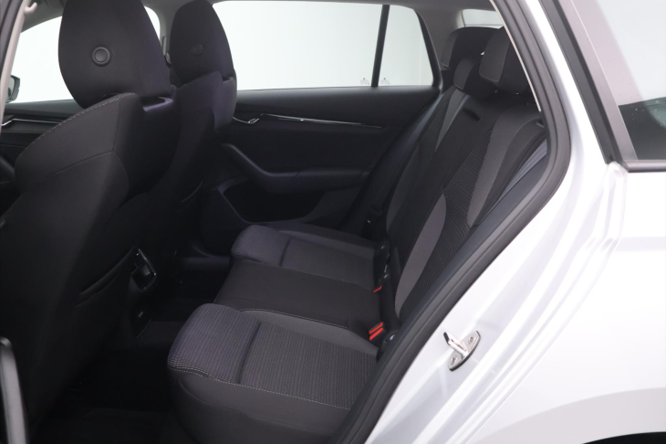 Škoda Octavia 2,0 TDI 110 kW Virtual Navi DPH