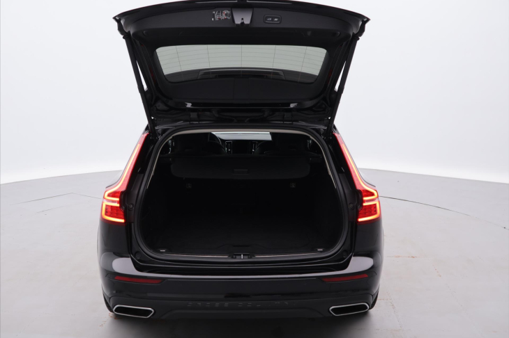 Volvo V60 2,0 B4 AWD Cross Country DPH