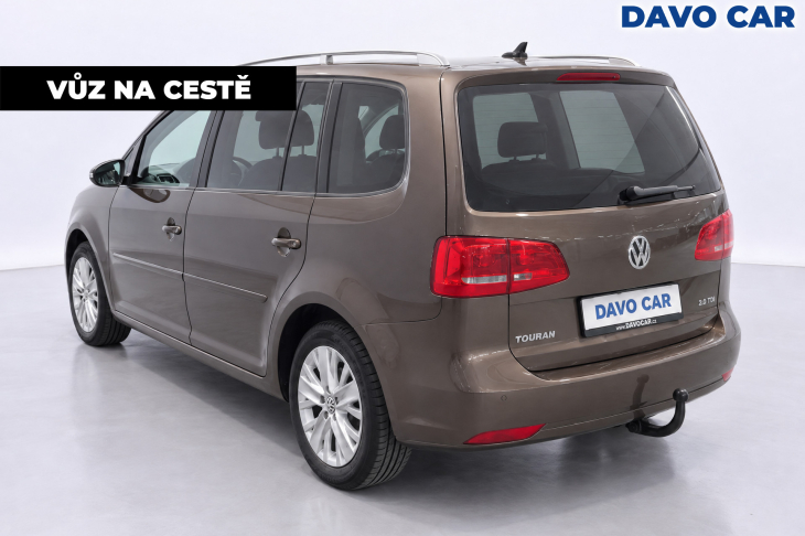 Volkswagen Touran 1,4 TSI 103kW Life 7-Míst 1.Maj.