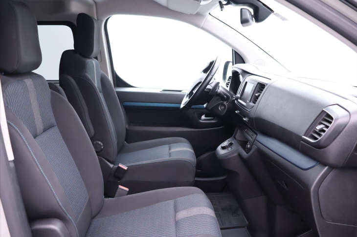 Peugeot Traveller 2,0 130kW Aut. CZ 8-Míst L3